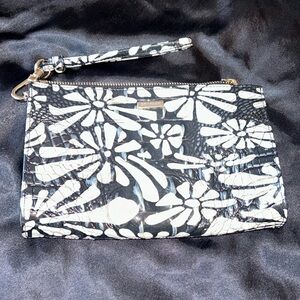 Brahmin Daisy Wristlet